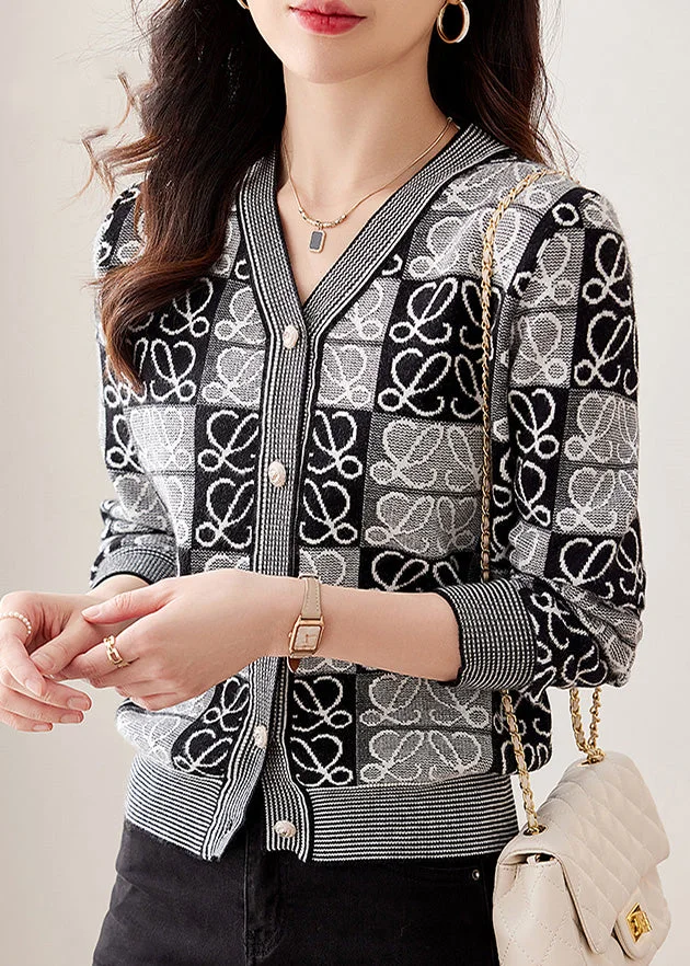 Elegant V-Neck Button Patchwork Long Sleeve Knit Top