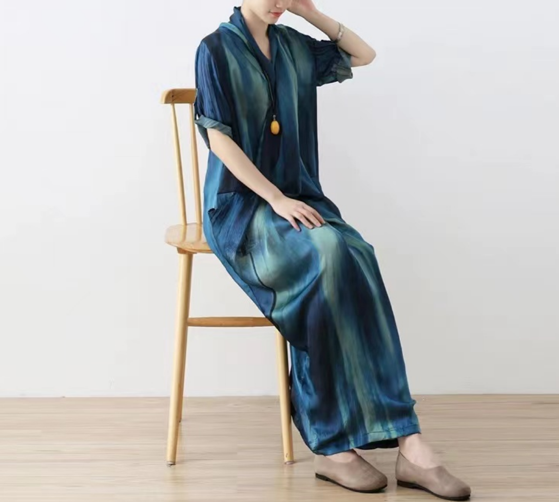 Loose Blue Smooth V-Neck Robe Dress