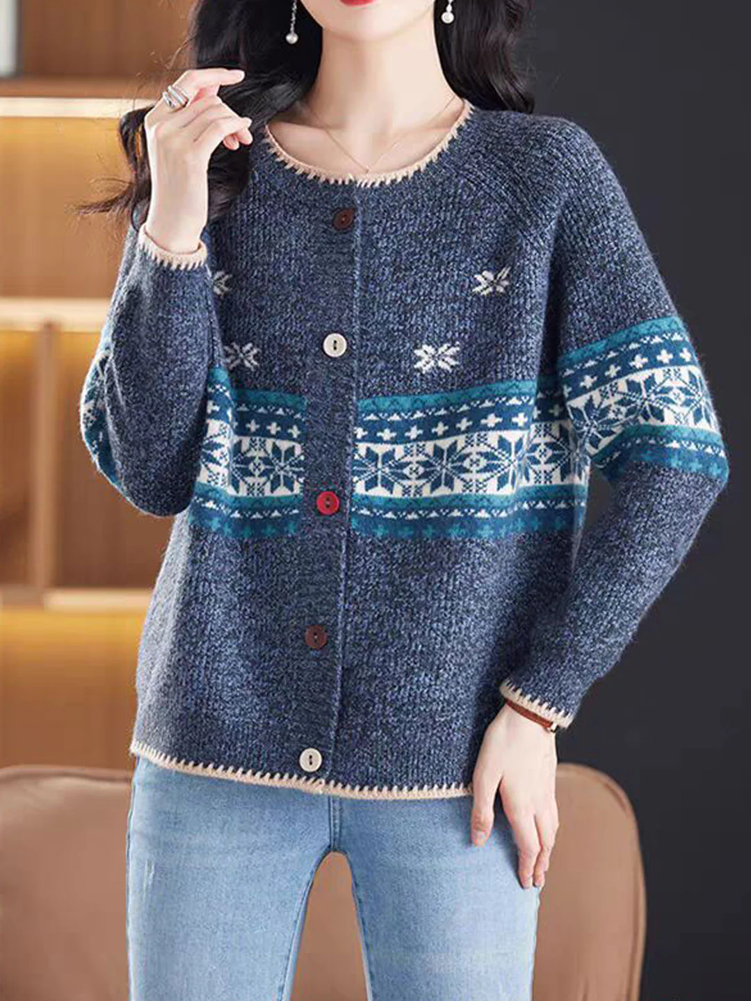 Women's Loose Classic Vintage Crew Neck Knit Cardigan