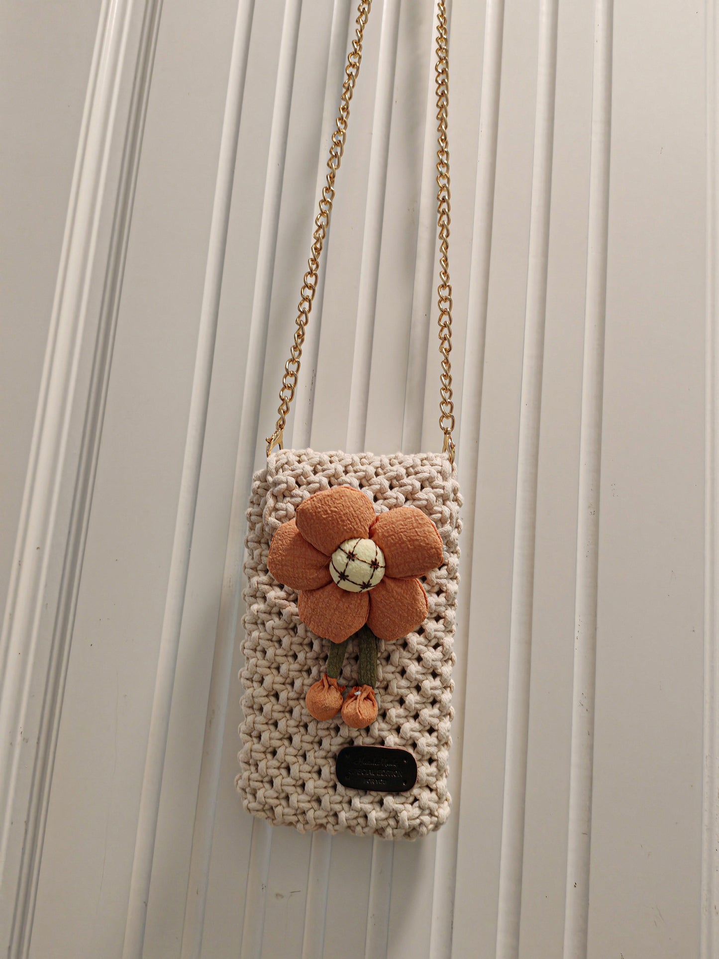 White Flap Puff Chain Floral Crossbody Cell Phone Bag