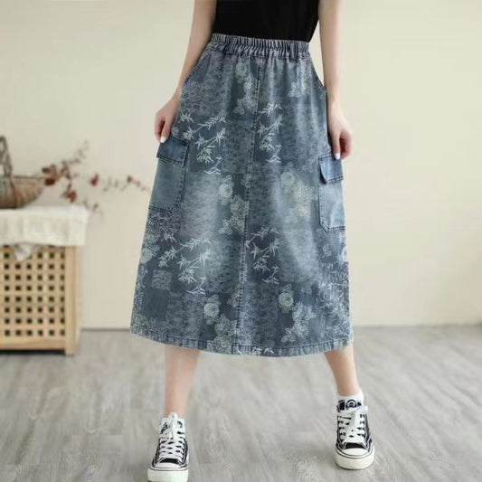 Vintage printed denim skirt with big pockets