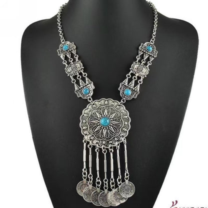 Bohemian Sculpted Round Tassel Necklace Accessories