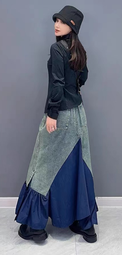 Patchwork pleated slit hem denim skirt