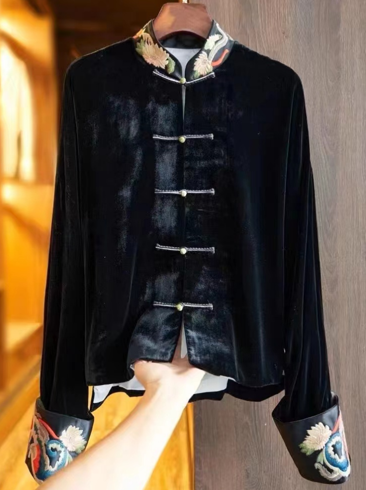 Black Standing Collar Cheongsam Button Embroidered Velvet Patchwork Top