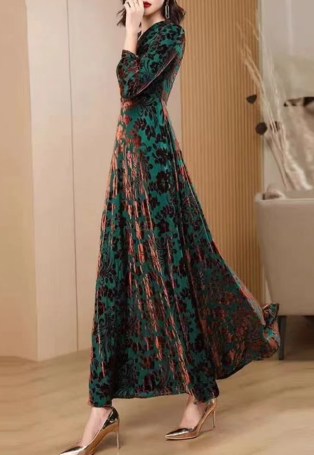 Chic Green V-Neck Printed Slim Party Extra Long Dress