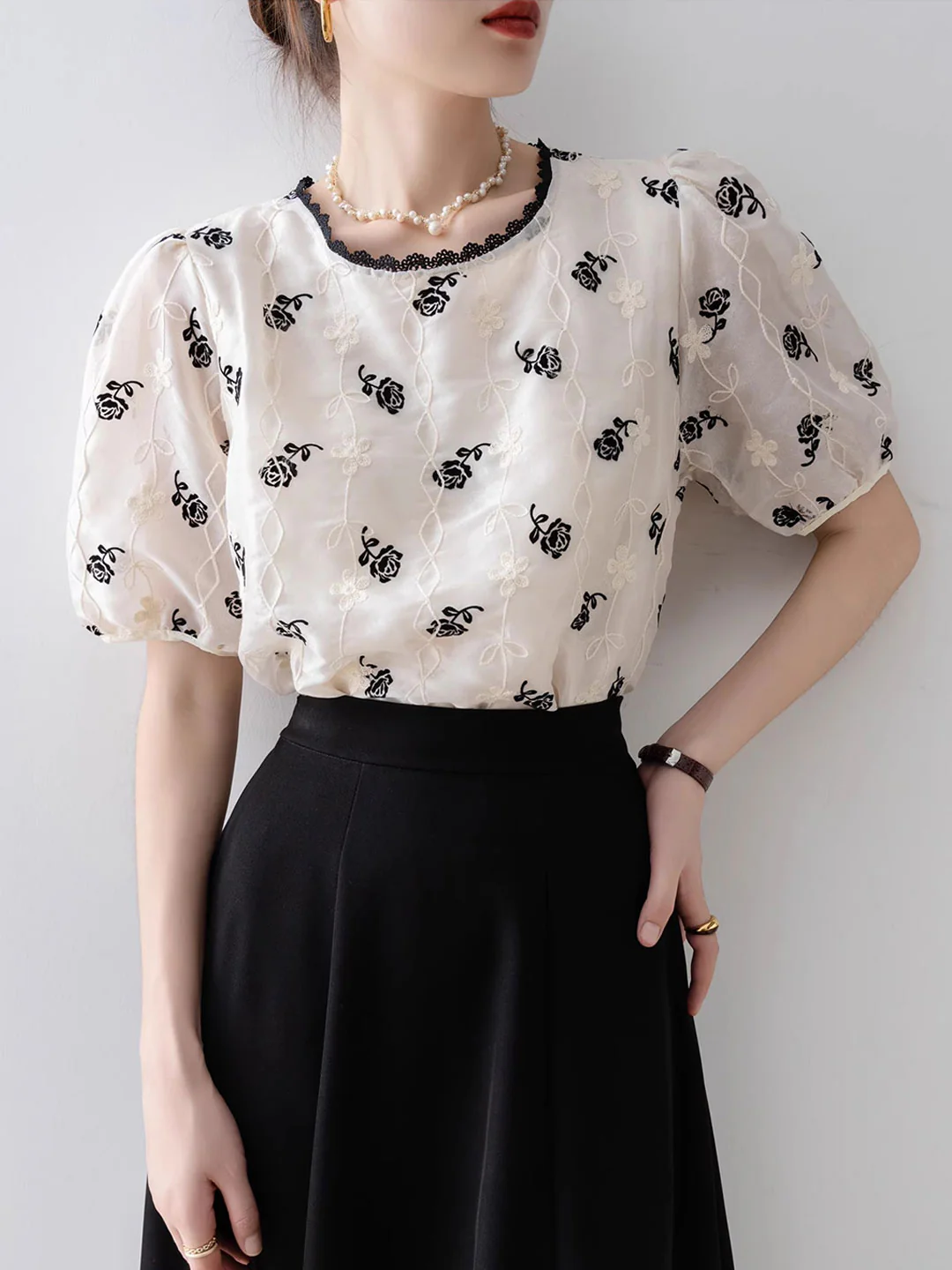 Elegant Bubble Sleeve Embroidered Chiffon Blouse Top