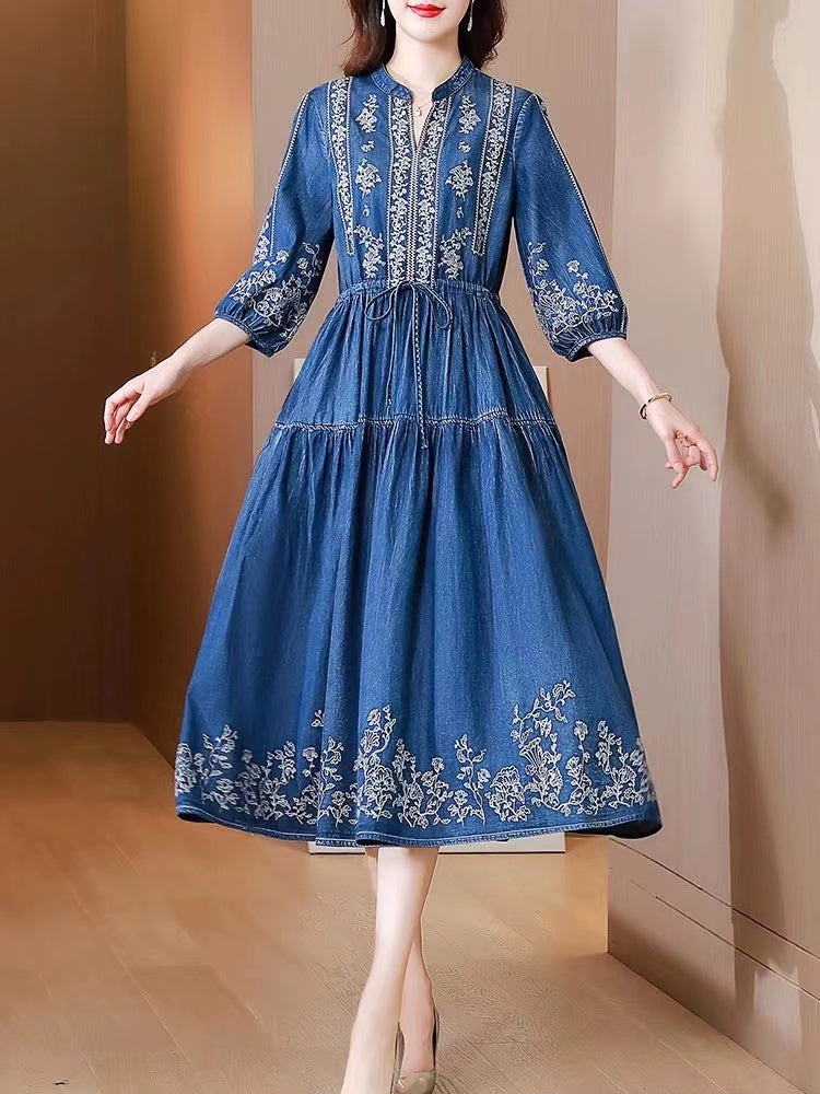 Elegant V-Neck Embroidered Tied Short Sleeve Denim Dress