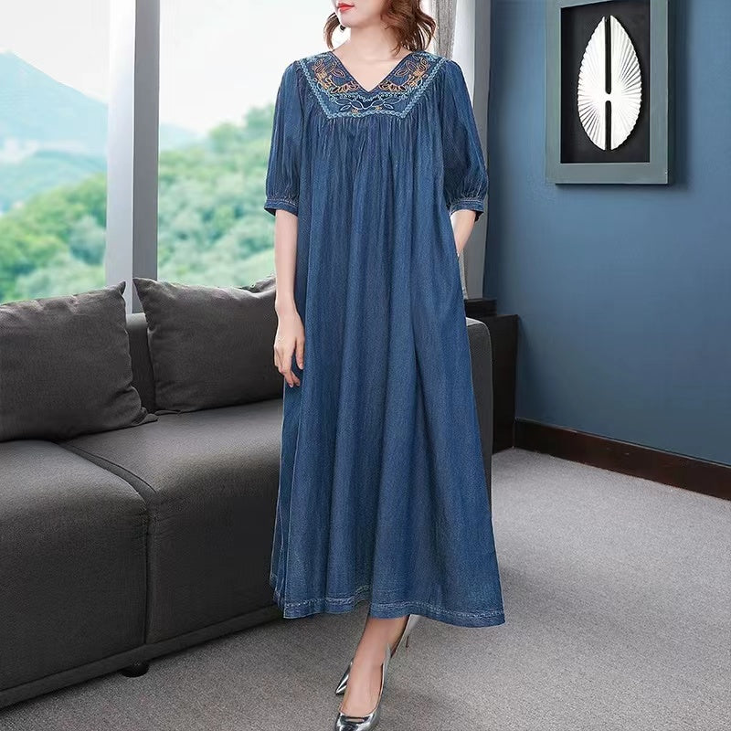 Elegant V-Neck Embroidered Pleated Short Sleeve Denim Dress