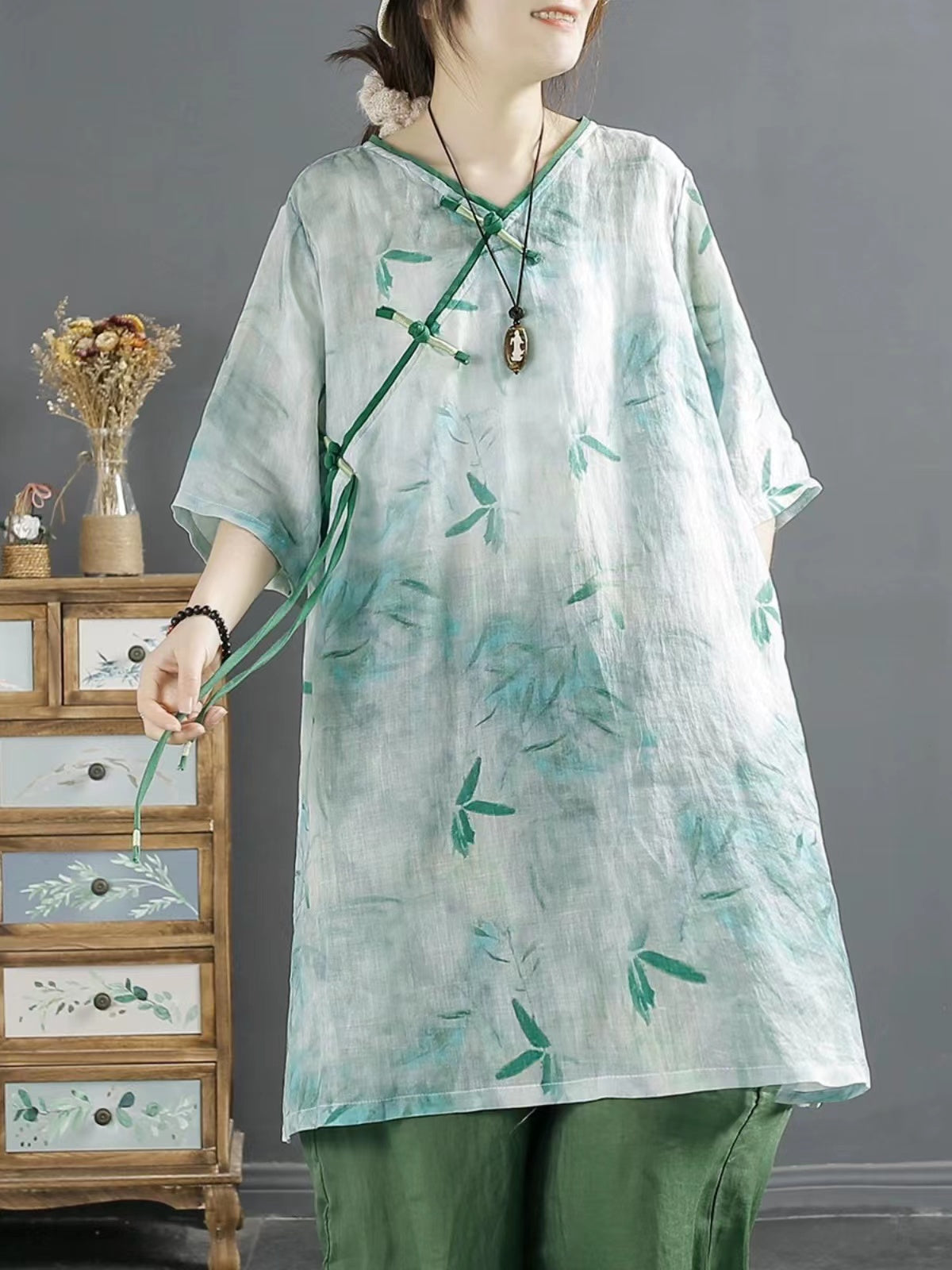 Elegant V-Neck Printed Color Clash Tie Short Sleeve Long Shirt Top