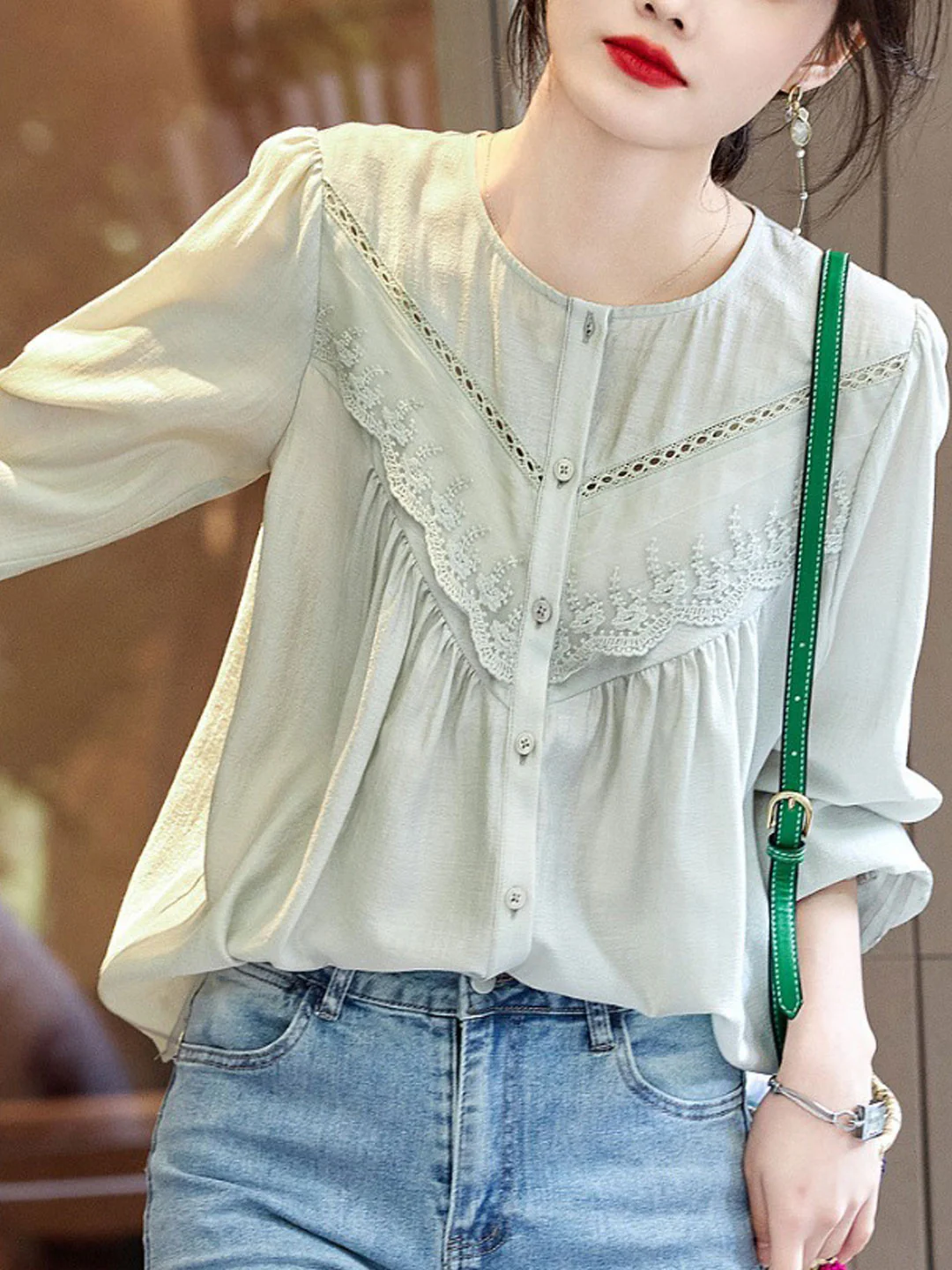 Elegant Cutout Short Sleeve Lace Blouse