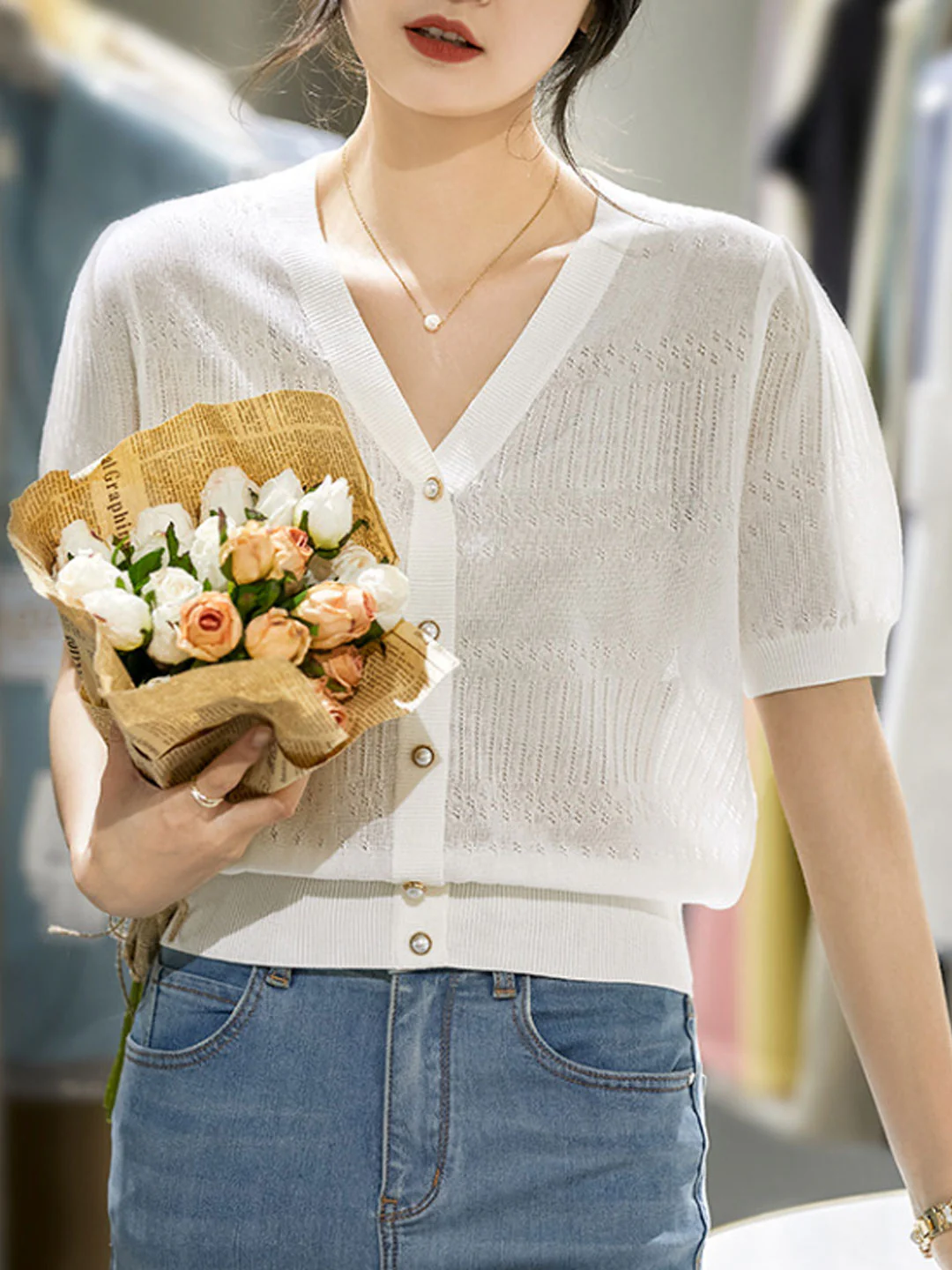 Elegant V-neck Cutout Knit Short Sleeve Top