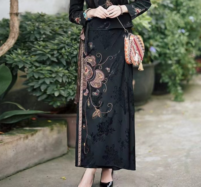 Elegant embroidered floral asymmetric design pleated skirt