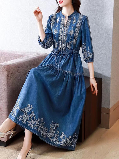 Elegant V-Neck Embroidered Tied Short Sleeve Denim Dress