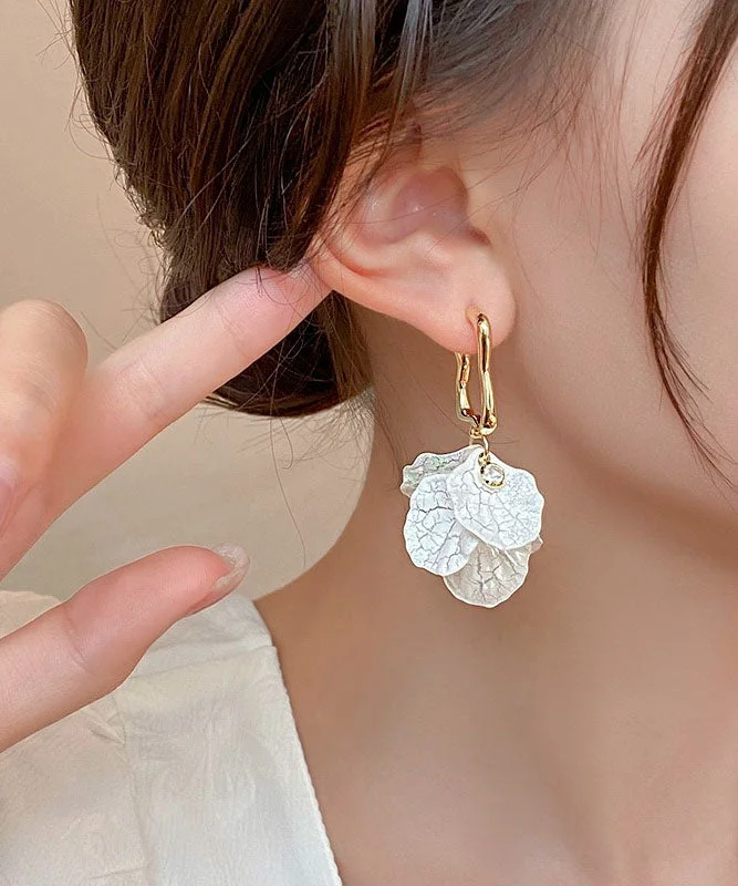 Fashion Gold Flower Earrings