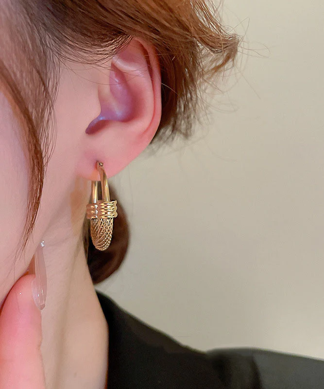 Golden Round Open Hole Earrings