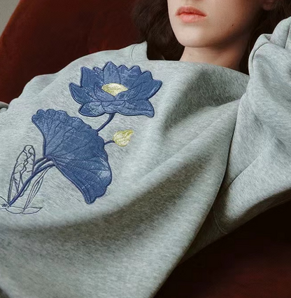 Loose Embroidered Floral Round Neck Long Sleeve Sweatshirt