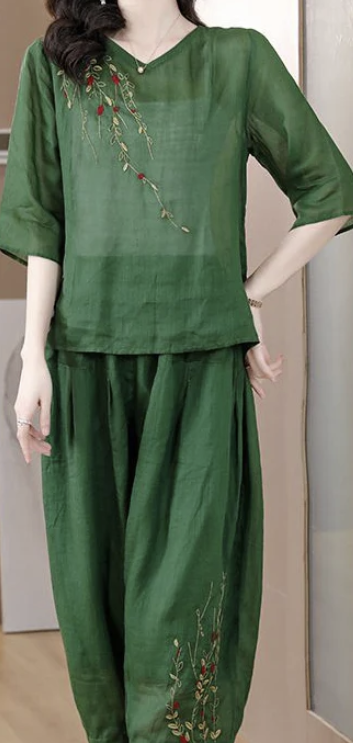 Loose Linen Two Piece Suit Set Embroidered Half Sleeve