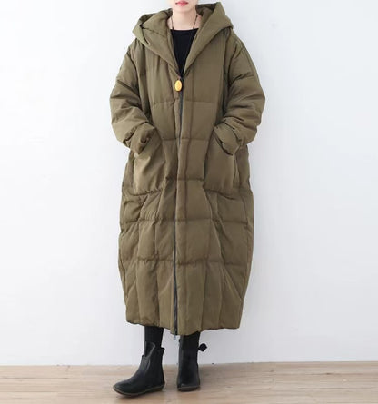 2025 autumn and winter green velvet original design literary retro coat