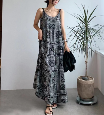 Vintage geometric print halter dress