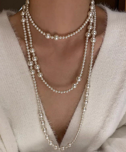 Simple pearl engraved bead necklace