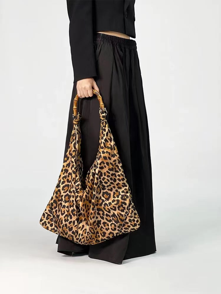 Leopard print one room bag satin bag