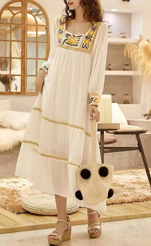 French Square Neck Long Sleeve Embroidered Color Clash Dress