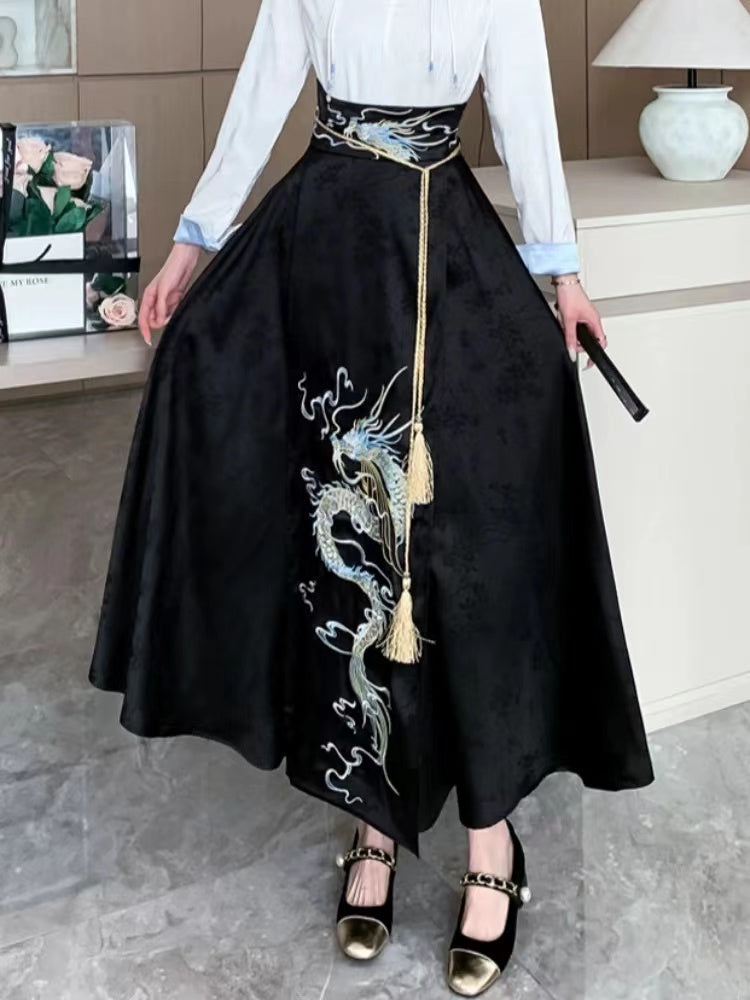 Elegant Embroidered Dragon Strappy Pleated Skirt