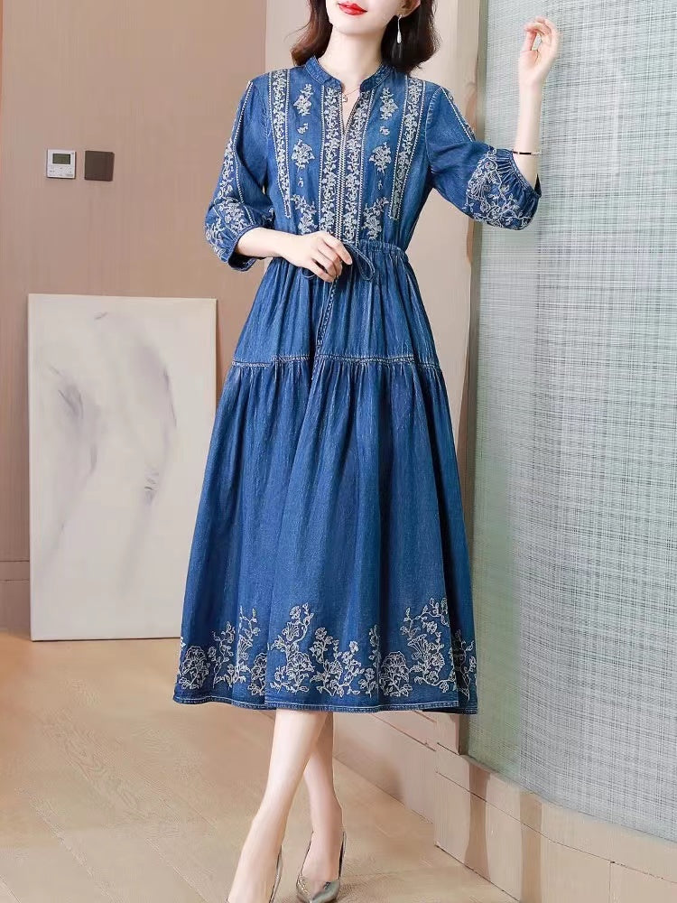 Elegant V-Neck Embroidered Tied Short Sleeve Denim Dress