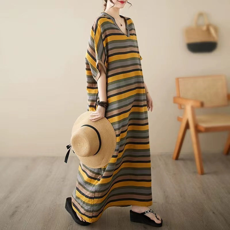 Loose V-Neck Striped Short Sleeve Beach Length Dress