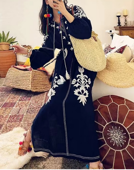 Elegant Embroidery Help Ancient Long Sleeve Dress