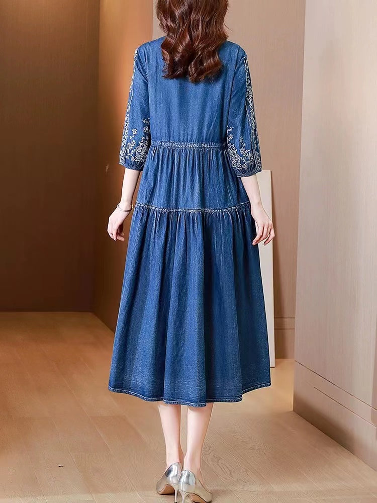 Elegant V-Neck Embroidered Tied Short Sleeve Denim Dress